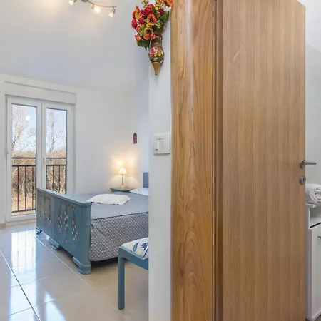 Gorgeous In Labin With Wifi Holiday home Labin (Istria)